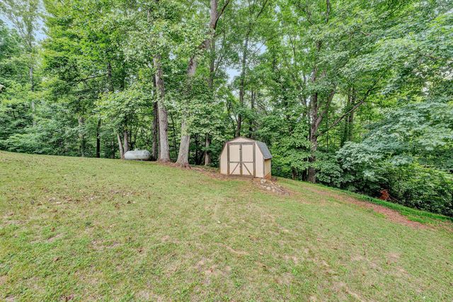 190 Brookrun DR, Callaway, VA 24067