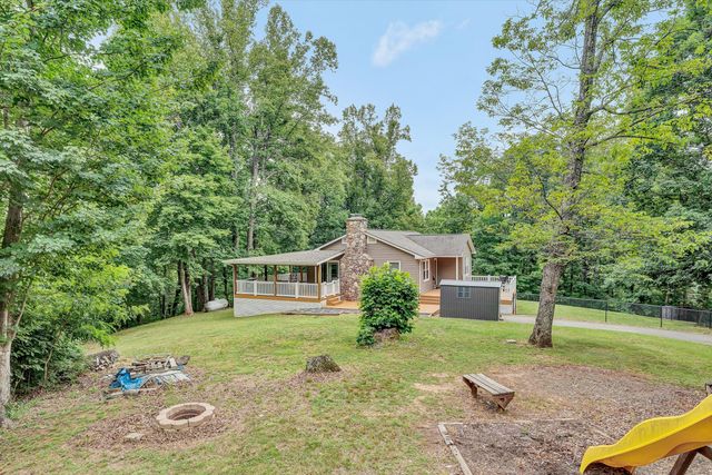 190 Brookrun DR, Callaway, VA 24067