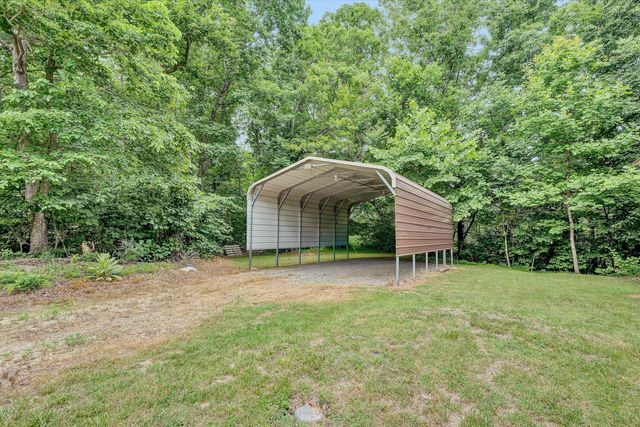 190 Brookrun DR, Callaway, VA 24067