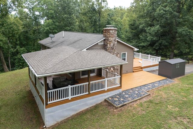 190 Brookrun DR, Callaway, VA 24067