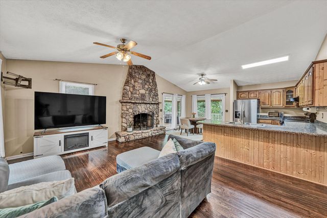 190 Brookrun DR, Callaway, VA 24067