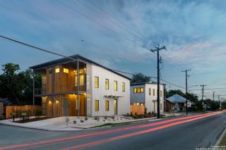 135 louisiana, San Antonio, TX 78210