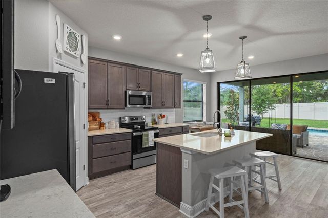 1569 N RIVER CIRCLE, Tarpon Springs, FL 34689
