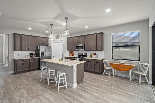 1569 N RIVER CIRCLE, Tarpon Springs, FL 34689