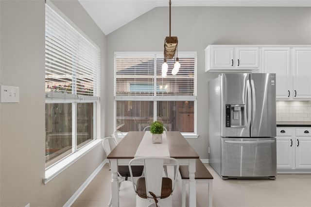 4027 Ridgepoint Drive, Pearland, TX 77584