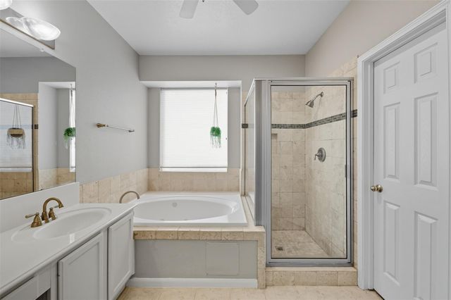 4027 Ridgepoint Drive, Pearland, TX 77584