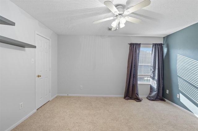 4027 Ridgepoint Drive, Pearland, TX 77584