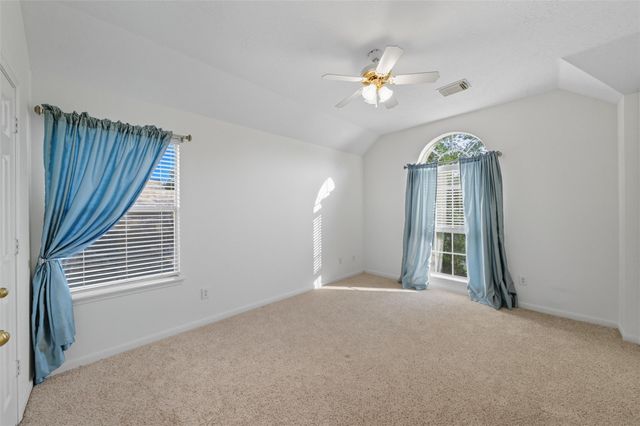 4027 Ridgepoint Drive, Pearland, TX 77584