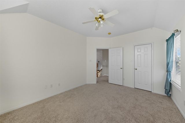 4027 Ridgepoint Drive, Pearland, TX 77584