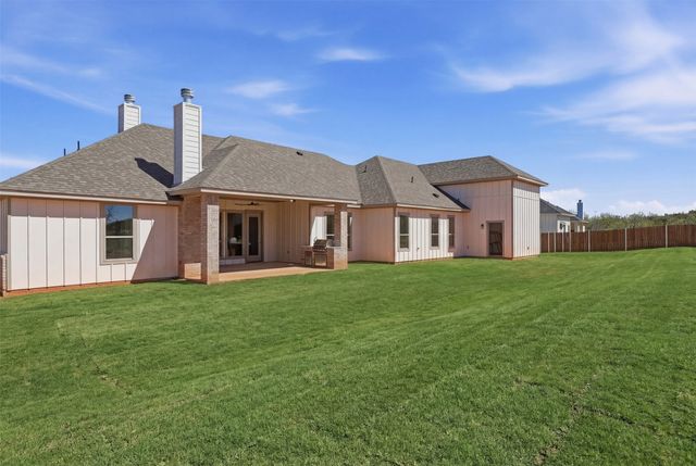 1221 Green Elm Road, Graford, TX 76449