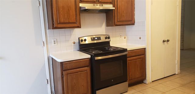 11714 Bob White Drive, Houston, TX 77035