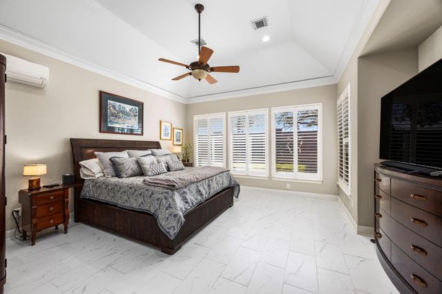 11413 Gallant Ridge Lane, Houston, TX 77082