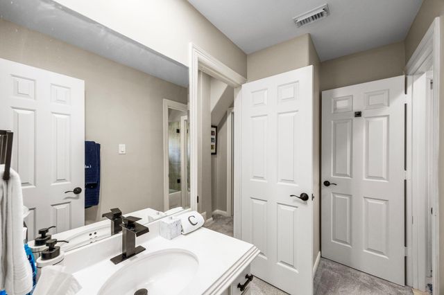 11413 Gallant Ridge Lane, Houston, TX 77082