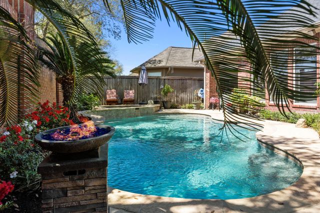 11413 Gallant Ridge Lane, Houston, TX 77082