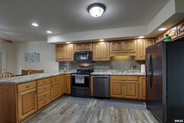 4801 CHESTNUT Street, Quincy, IL 62305