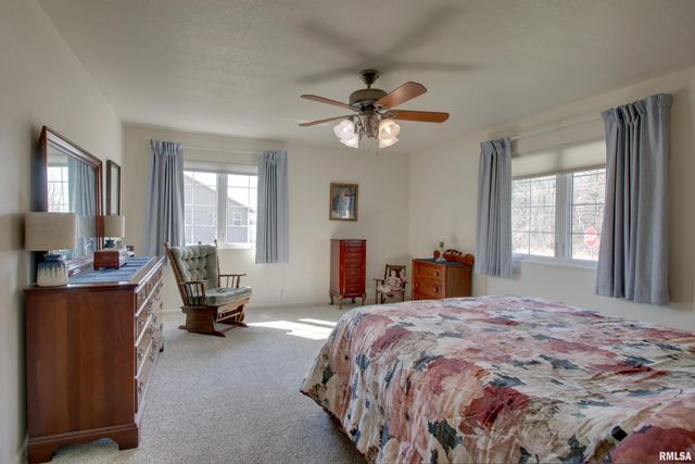 4801 CHESTNUT Street, Quincy, IL 62305