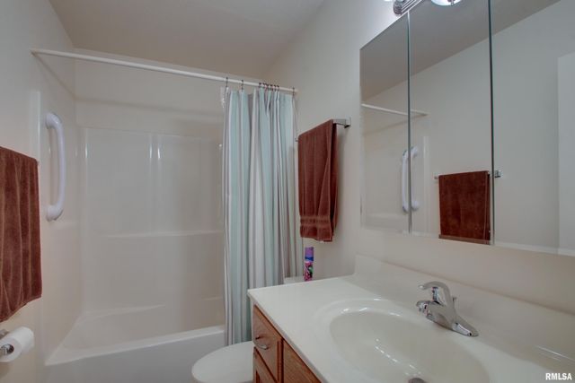 4801 CHESTNUT Street, Quincy, IL 62305