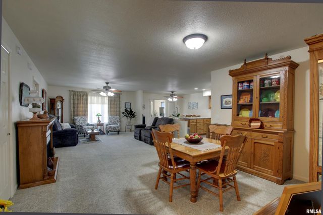 4801 CHESTNUT Street, Quincy, IL 62305