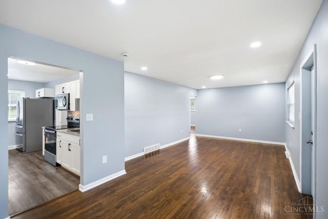 7273 Birchwood Drive, West Chester, OH 45069