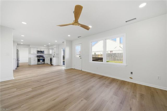 4732 Brompton DR, Virginia Beach, VA 23456