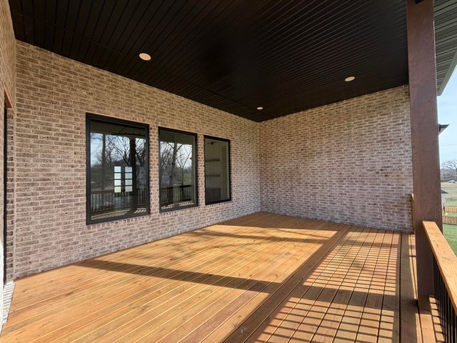6027 S Holland Avenue, Springfield, MO 65810