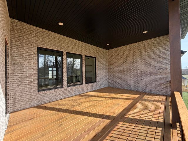 6027 S Holland Avenue, Springfield, MO 65810