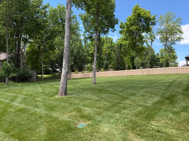 6027 S Holland Avenue, Springfield, MO 65810