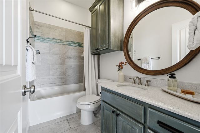 8710 King Ranch Dr, Corpus Christi, TX 78414