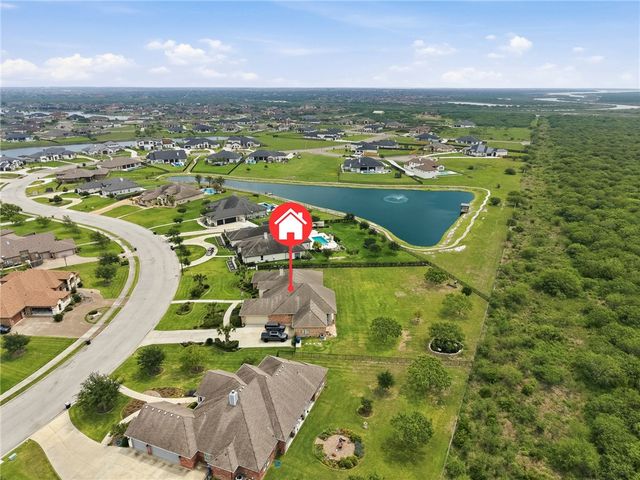 8710 King Ranch Dr, Corpus Christi, TX 78414