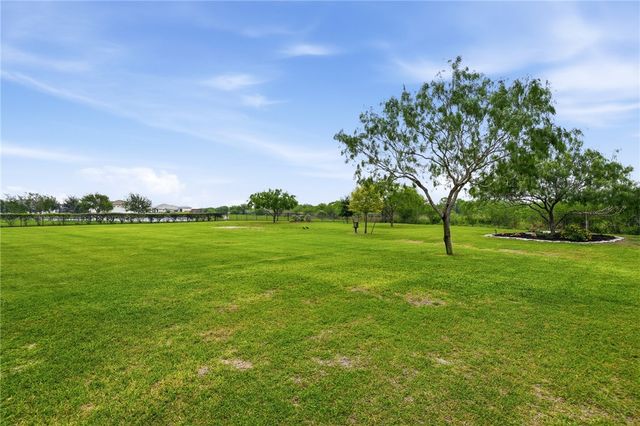 8710 King Ranch Dr, Corpus Christi, TX 78414