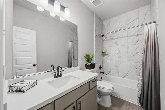 2808 Bisbee Road, League City, TX 77573