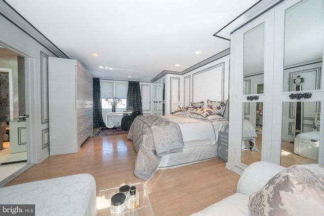 1335 VALLEY RD, Villanova, PA 19085