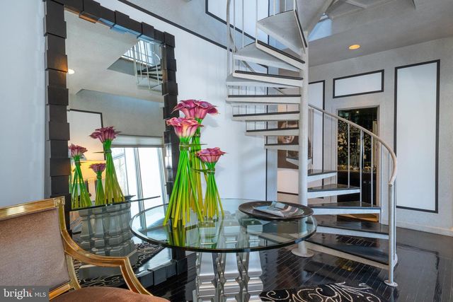 1335 VALLEY RD, Villanova, PA 19085