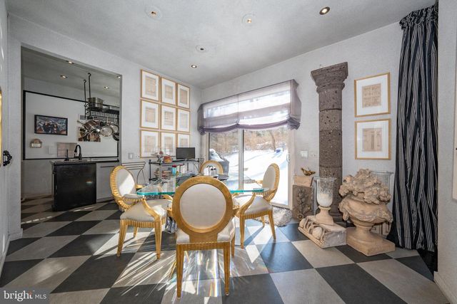 1335 VALLEY RD, Villanova, PA 19085