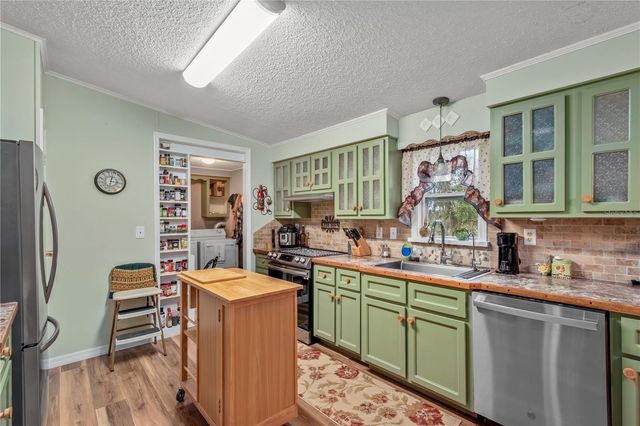 112 MAGNOLIA STREET, Hawthorne, FL 32640