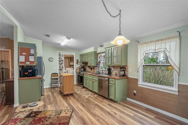 112 MAGNOLIA STREET, Hawthorne, FL 32640