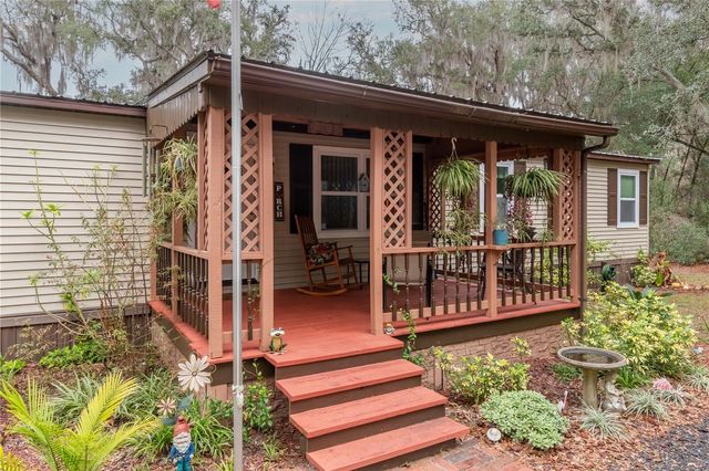 112 MAGNOLIA STREET, Hawthorne, FL 32640