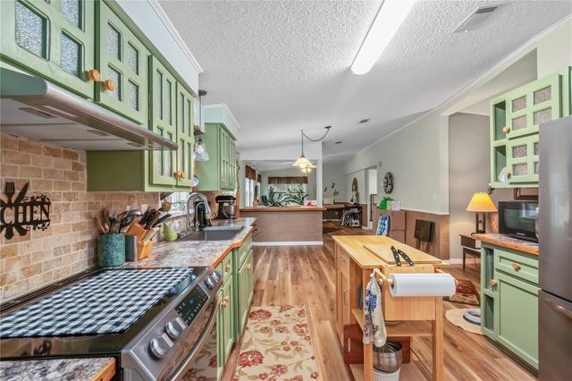 112 MAGNOLIA STREET, Hawthorne, FL 32640