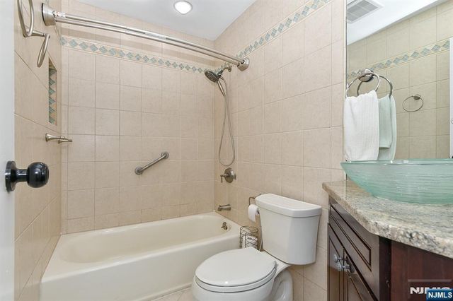 39 Triumph Court B, East Rutherford, NJ 07073