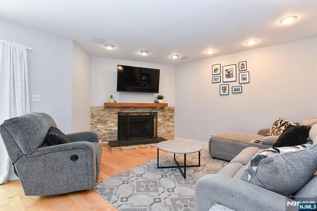 39 Triumph Court B, East Rutherford, NJ 07073