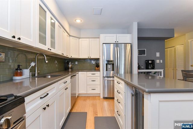 39 Triumph Court B, East Rutherford, NJ 07073