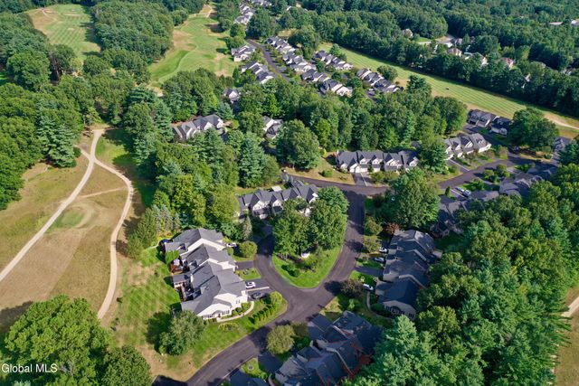 13 Killarney Court, Wilton, NY 12866