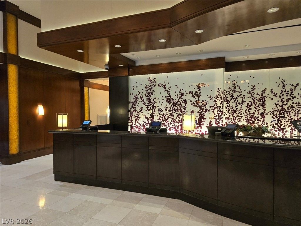 135 East Harmon Avenue 2203, Las Vegas, NV 89109 — photo 2