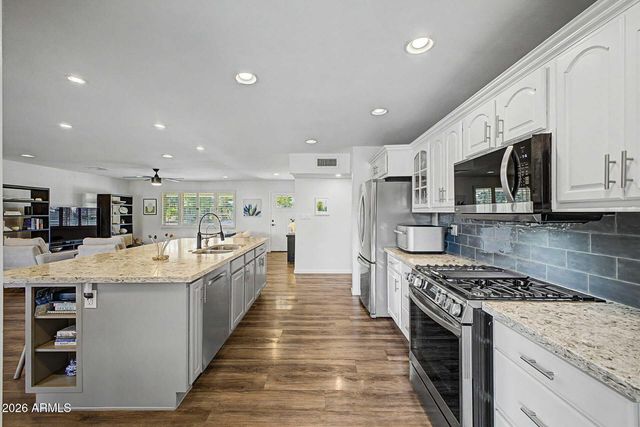 1109 E NICOLET Avenue, Phoenix, AZ 85020