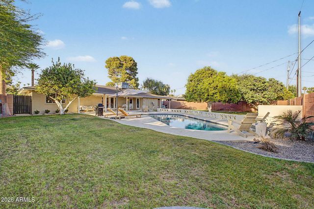 1109 E NICOLET Avenue, Phoenix, AZ 85020