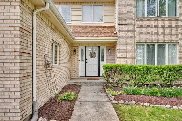 6 W Wend Street, Lemont, IL 60439