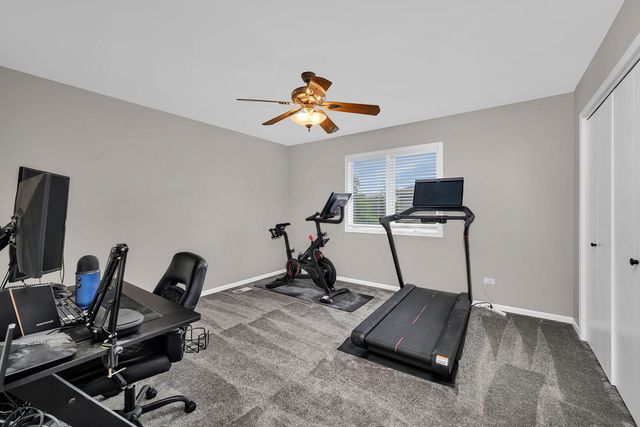6 W Wend Street, Lemont, IL 60439
