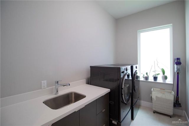 4815 Sheffield Street, Edinburg, TX 78539