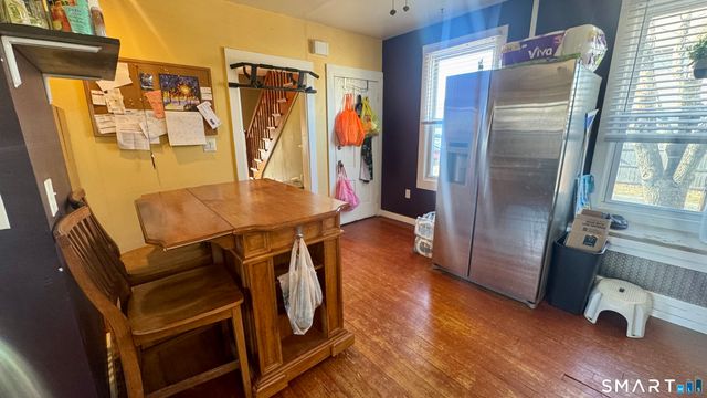 7 Quinebaug Road, Norwich, CT 06360