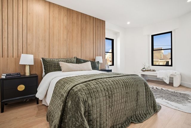 10 Bartlett St 2, Somerville, MA 02145